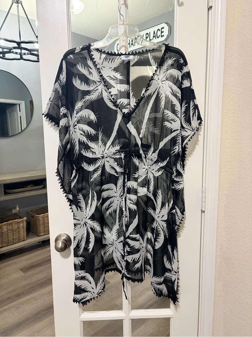 Old Navy Black and White Palm-Print Cover-Up